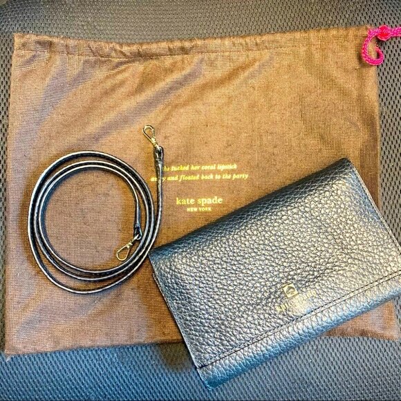 KATE SPADE Wallet Purse Wristlet Leather Striped Lining - Picture 1 of 8